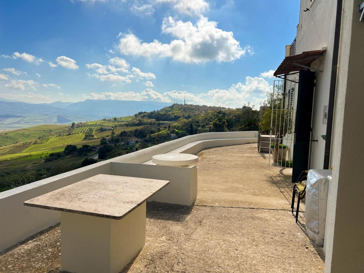Belvedere Santa Margherita di Belice Bagian luar foto