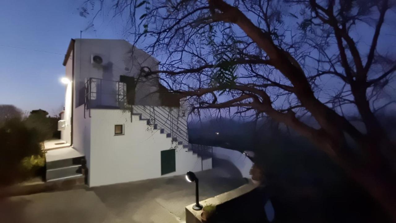 Belvedere Santa Margherita di Belice Bagian luar foto