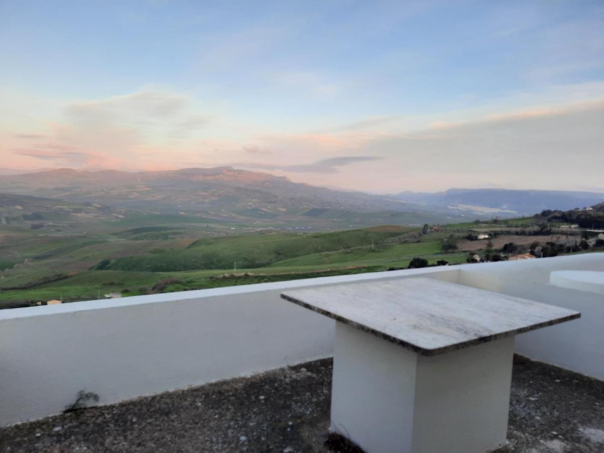 Belvedere Santa Margherita di Belice Bagian luar foto